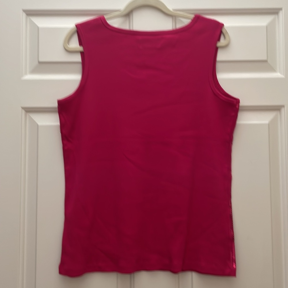 Casual Living Sequin Front Ribbed Tank Shirt Size XL in Barbie Pink Like New - Picture 4 of 8